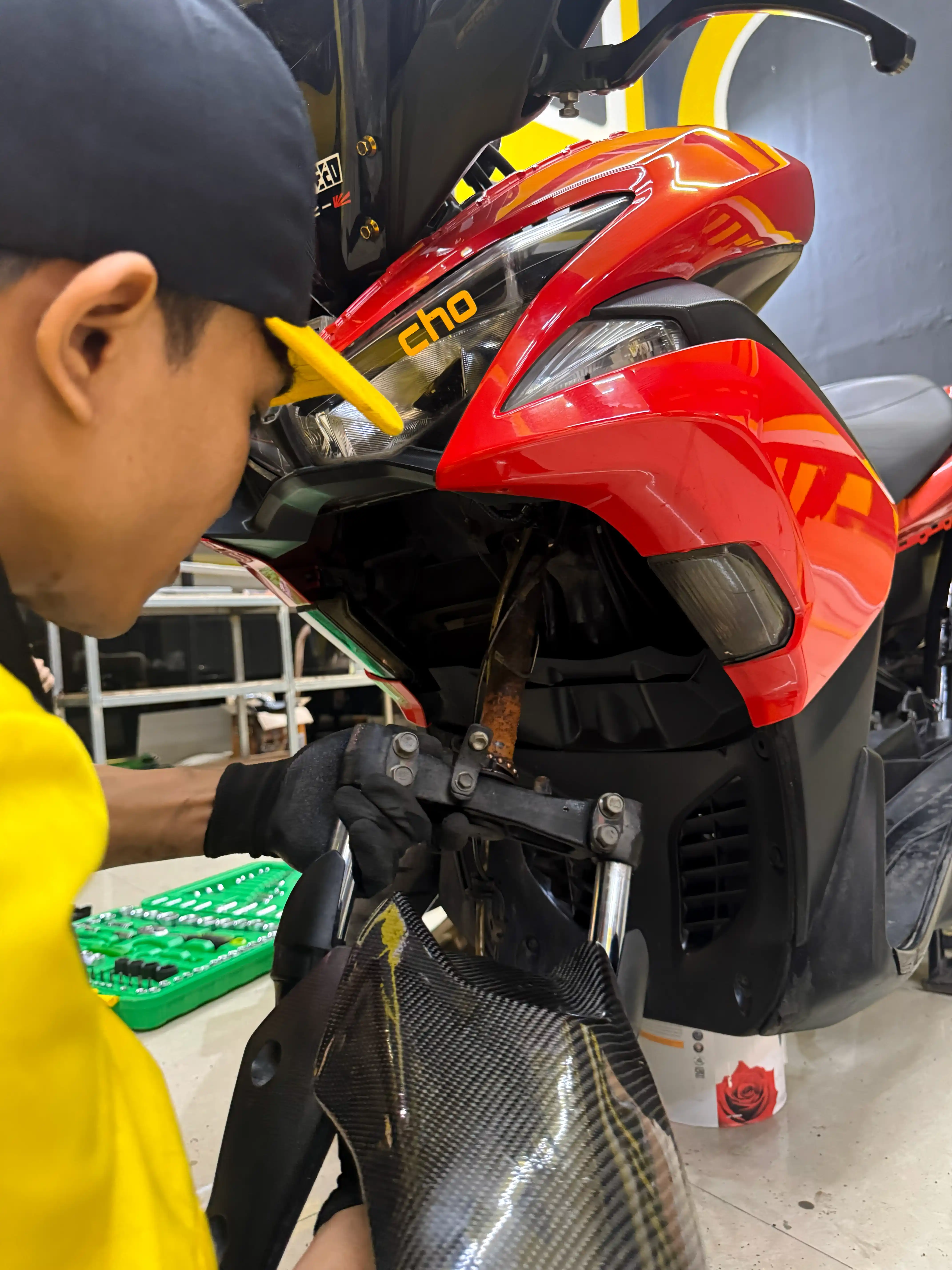 Paket Service Kaki-Kaki