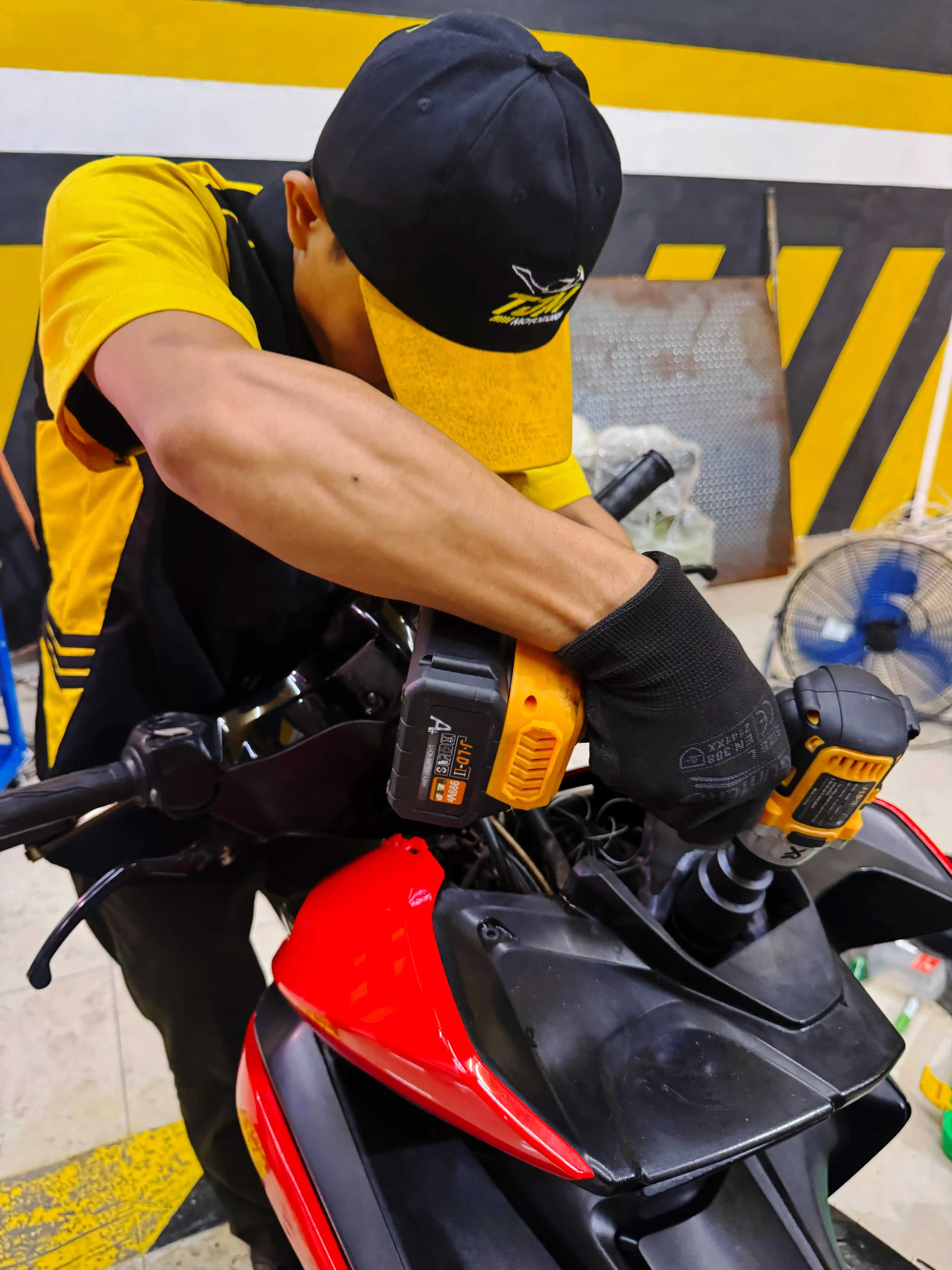 Paket Service Komstir