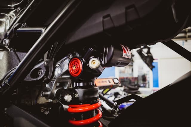 Komponen Shockbreaker Motor Beserta Fungsi, Cara Kerja, dan Tanda Kerusakan