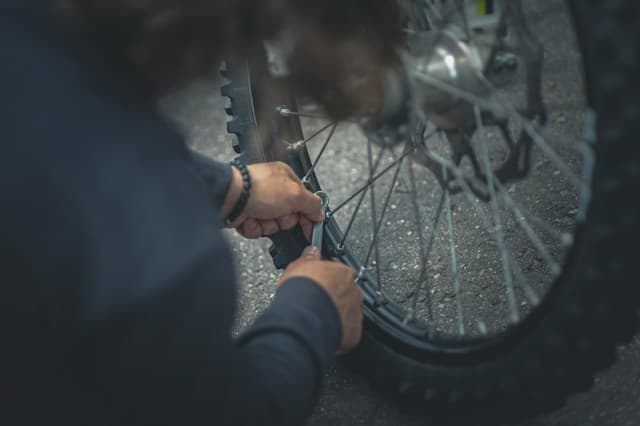 Angin Nitrogen untuk Ban Motor, Benarkah Lebih Baik dari Angin Biasa?