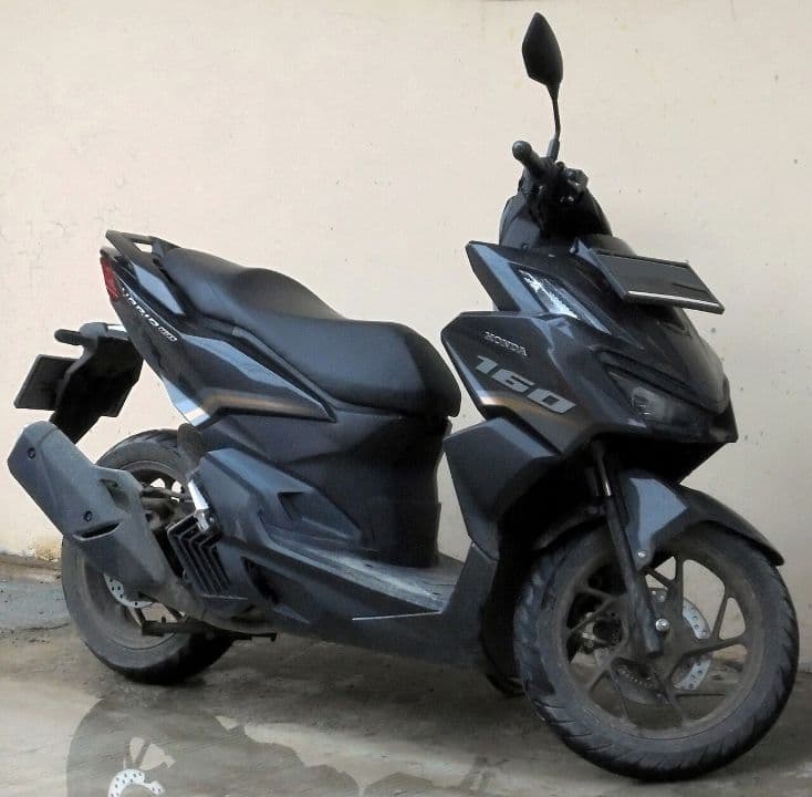 1280px-2022 Honda Vario 160 ABS (20221229)
