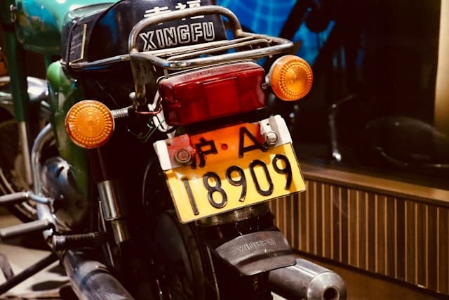 taha-mk3IfLUi8eI-unsplash